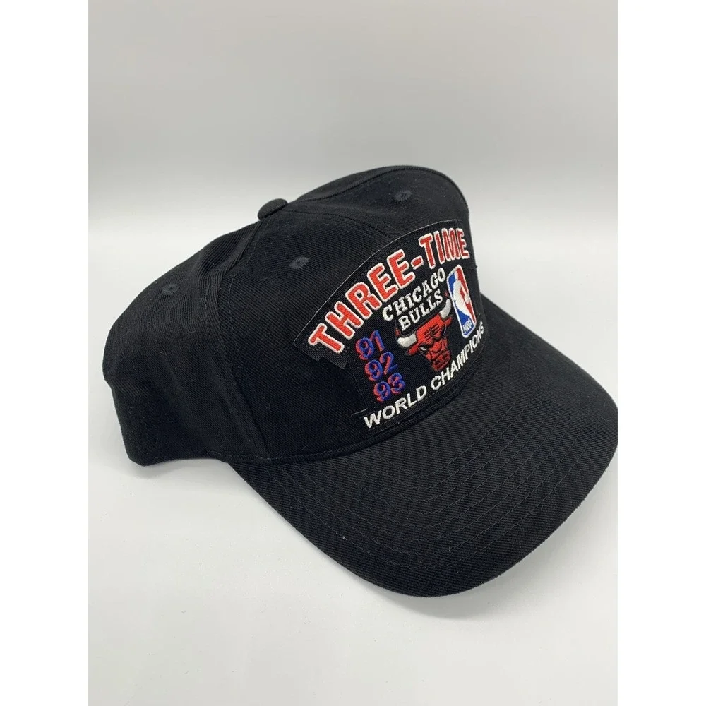 Chicago Bulls Three Time 1993 Champions Mitchell & Ness Hat Snapback Cap Jordan‎